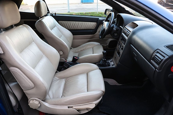 Opel Astra 11 of 12