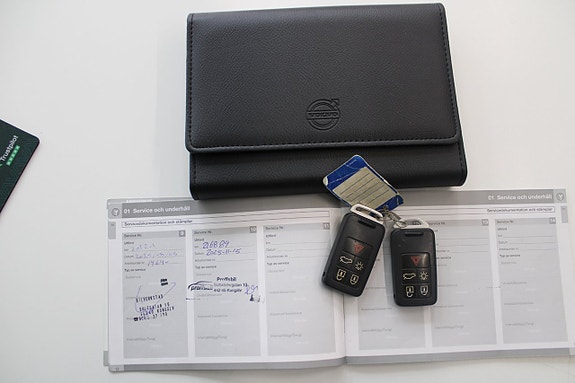 Volvo XC60 19 of 22