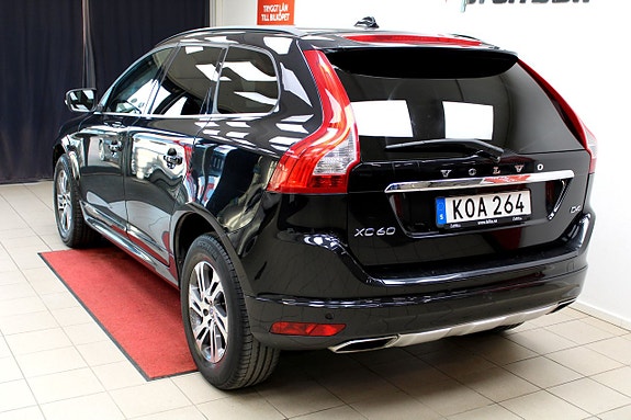 Volvo XC60 9 of 22