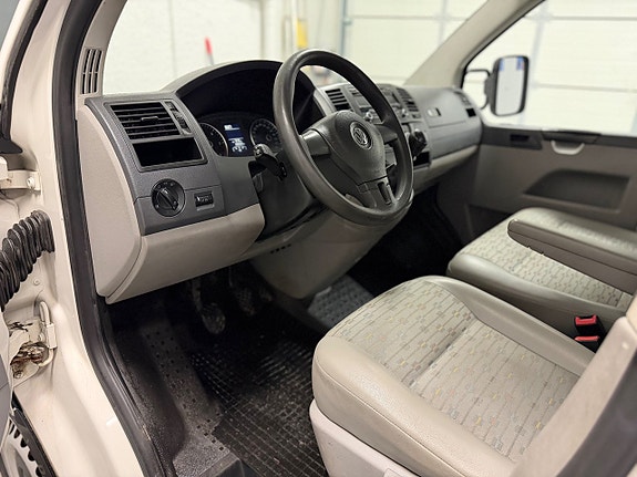 Volkswagen Transporter 10 of 11