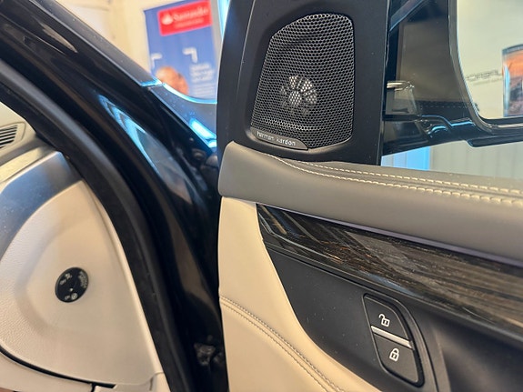BMW X5 10 of 24