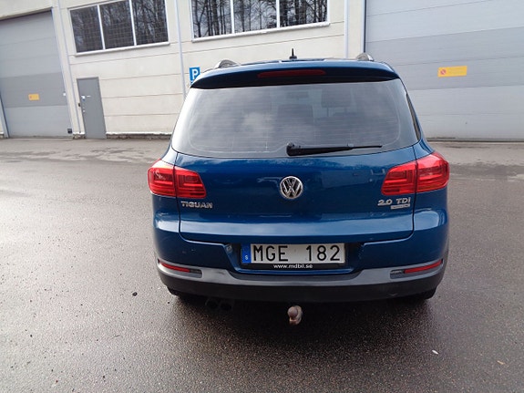 Volkswagen Tiguan 6 of 13