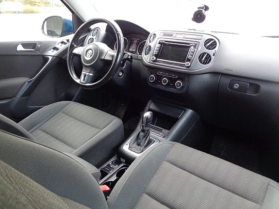 Volkswagen Tiguan 10 of 13