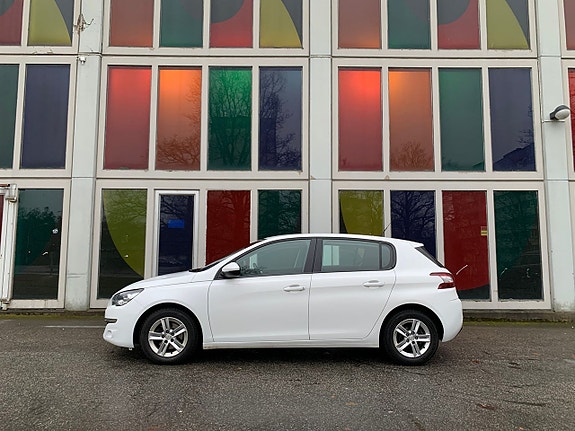 Peugeot 308 16 of 22
