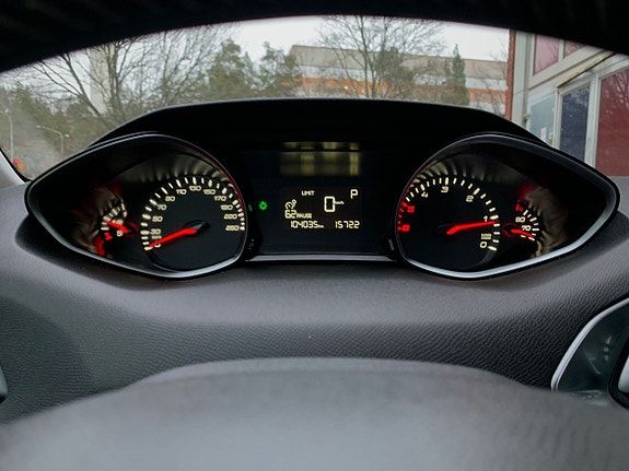 Peugeot 308 6 of 22