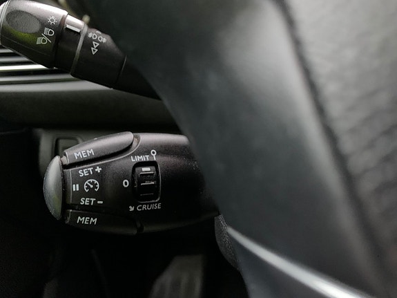 Peugeot 308 11 of 22