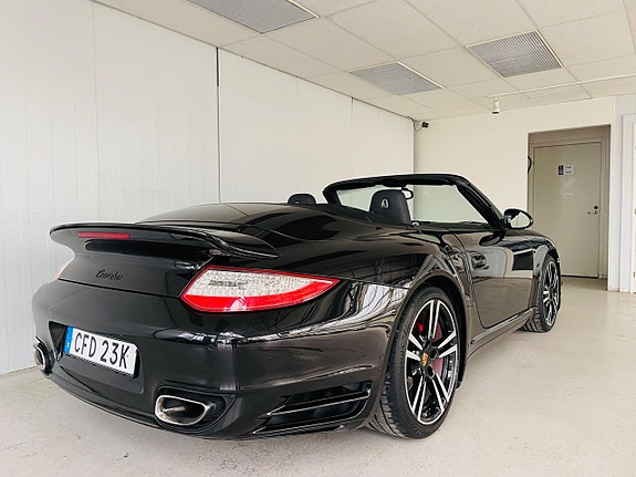 Porsche 911 Turbo 18 of 18