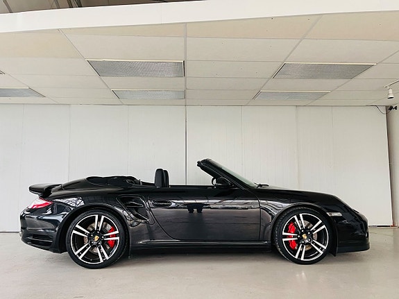 Porsche 911 Turbo 17 of 18