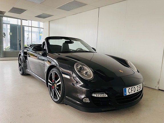 Porsche 911 Turbo 16 of 18