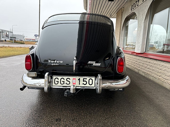 Volvo PV 6 of 19