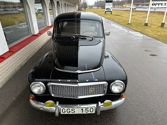 Volvo PV 4 of 19