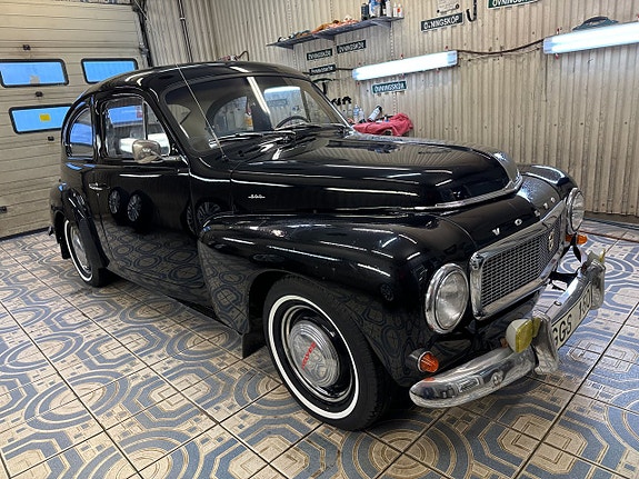 Volvo PV 10 of 19