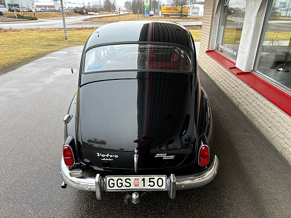 Volvo PV 7 of 19