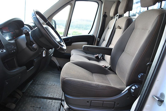 Peugeot Boxer 8 of 14