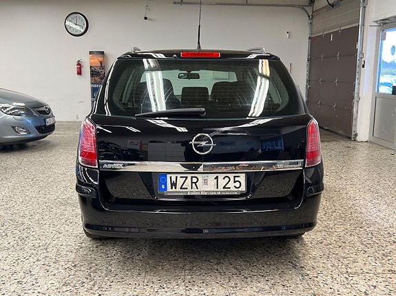 Opel Astra 5 of 5