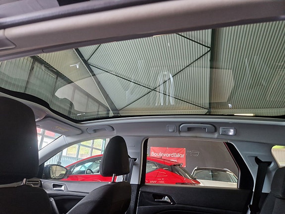 Peugeot 308 11 of 16