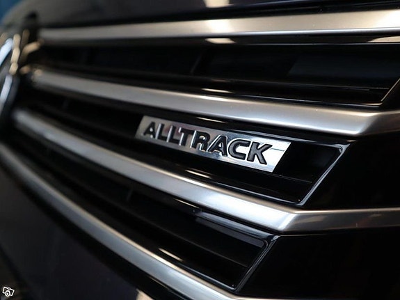 Volkswagen Passat Alltrack 5 of 5