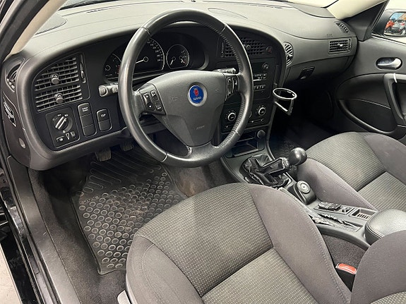 Saab 9-5 12 of 12