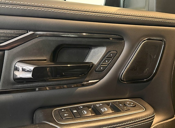 Dodge RAM 16 of 26