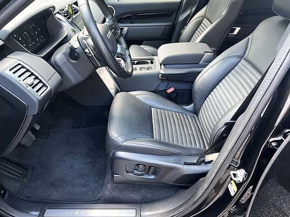 Land Rover Discovery 6 of 30