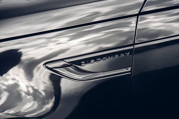 Land Rover Discovery 24 of 30