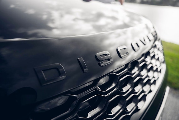 Land Rover Discovery 23 of 30