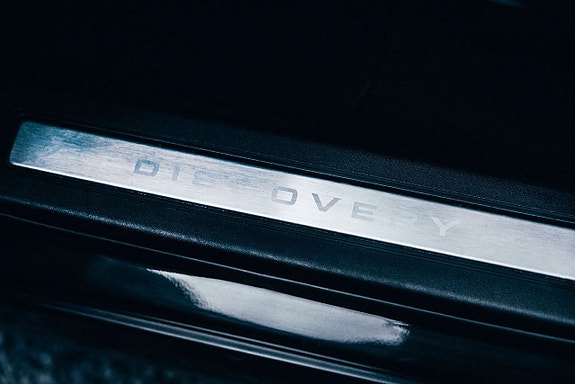Land Rover Discovery 25 of 30