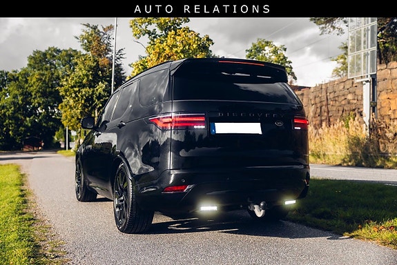 Land Rover Discovery 18 of 30