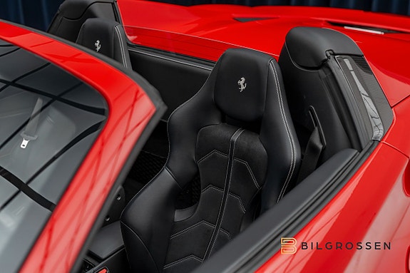Ferrari 488 21 of 27