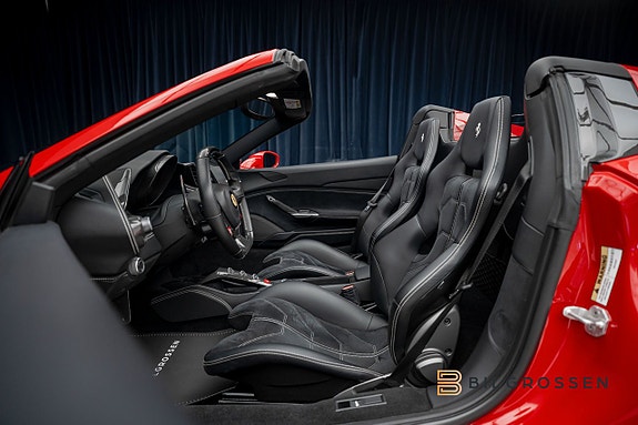 Ferrari 488 25 of 27