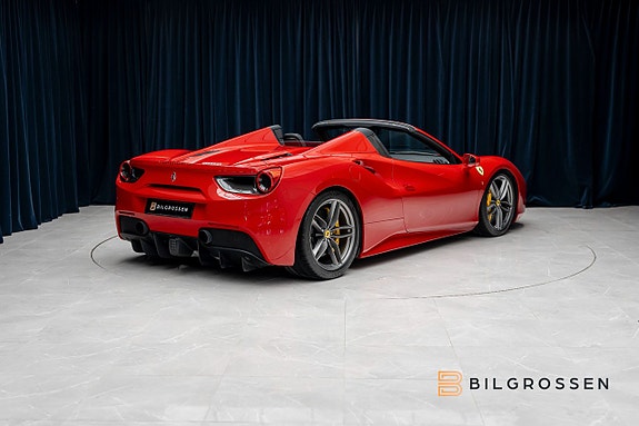 Ferrari 488 5 of 27