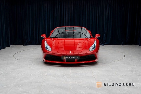 Ferrari 488 8 of 27