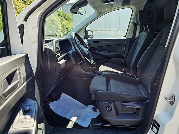 Volkswagen Caddy 10 of 17