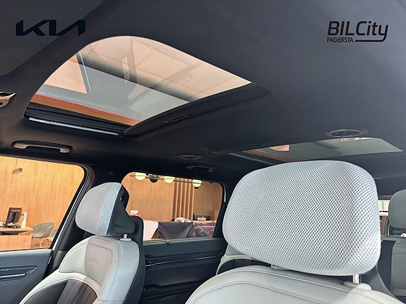 Kia EV9 16 of 20