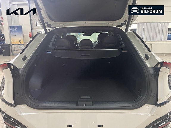 Kia EV6 15 of 21