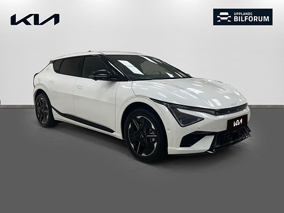 Kia EV6 3 of 21