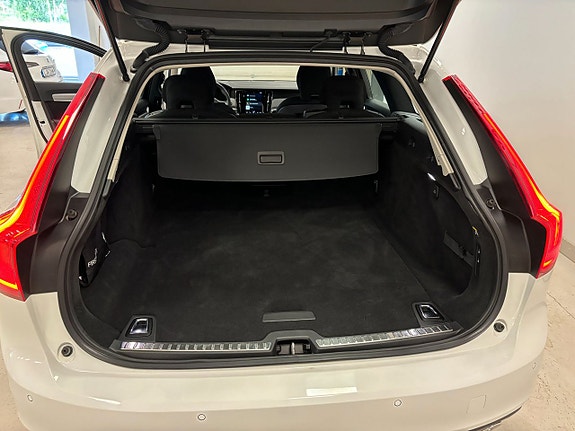 Volvo V90 9 of 9