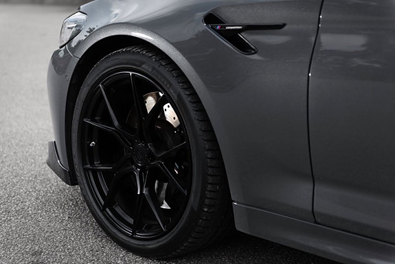 BMW M5 5 of 5