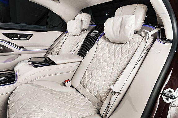 Mercedes-Benz S580 10 of 27