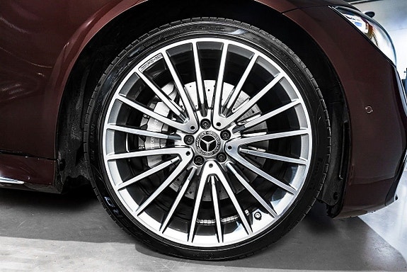 Mercedes-Benz S580 25 of 27
