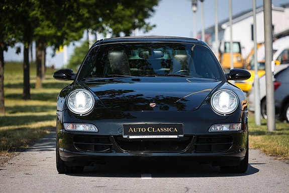 Porsche 911 3 of 5