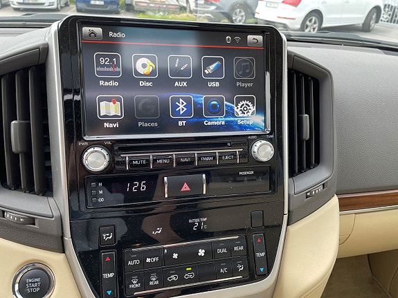 Toyota Land Cruiser 17 of 23