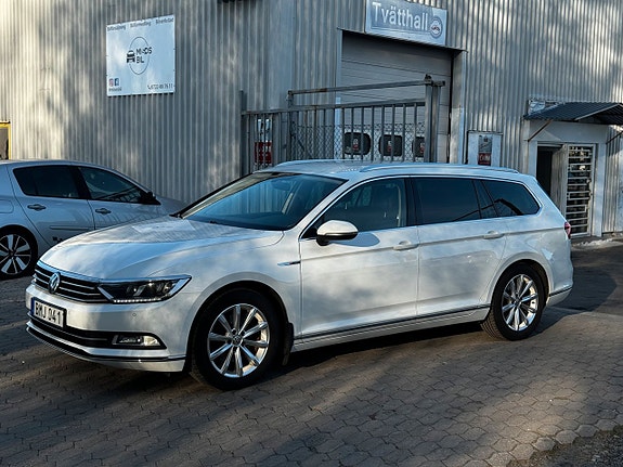 Volkswagen Passat 7 of 28