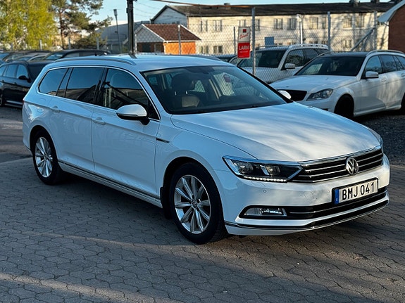Volkswagen Passat 2 of 5