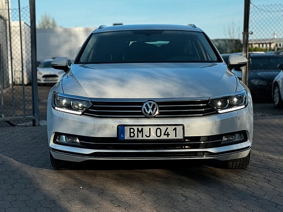 Volkswagen Passat 9 of 28