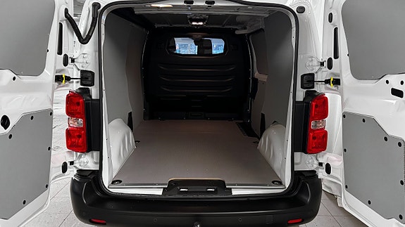 Citroen E-Jumpy 9 of 26