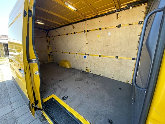 Mercedes-Benz Sprinter 311 9 of 19