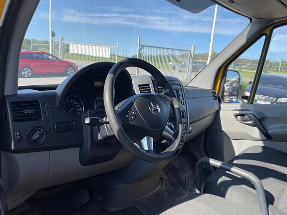 Mercedes-Benz Sprinter 311 15 of 19