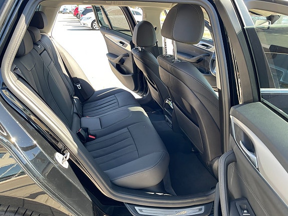 BMW 530e 13 of 30