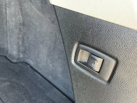 BMW 530e 12 of 30